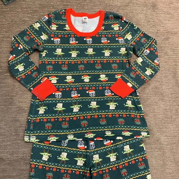 Hanna Andersson Star Wars The Mandalorian Womens Holiday Pajama Set XL - Picture 3 of 7